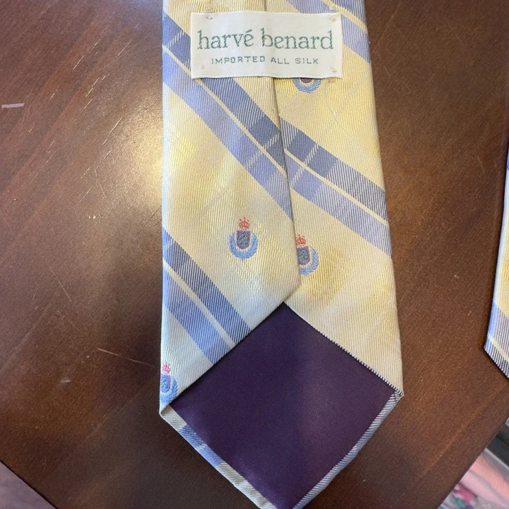 1417 | Harve Benard Silk Plaid Crest Embroidered Necktie Yellow Blue Mens OS
